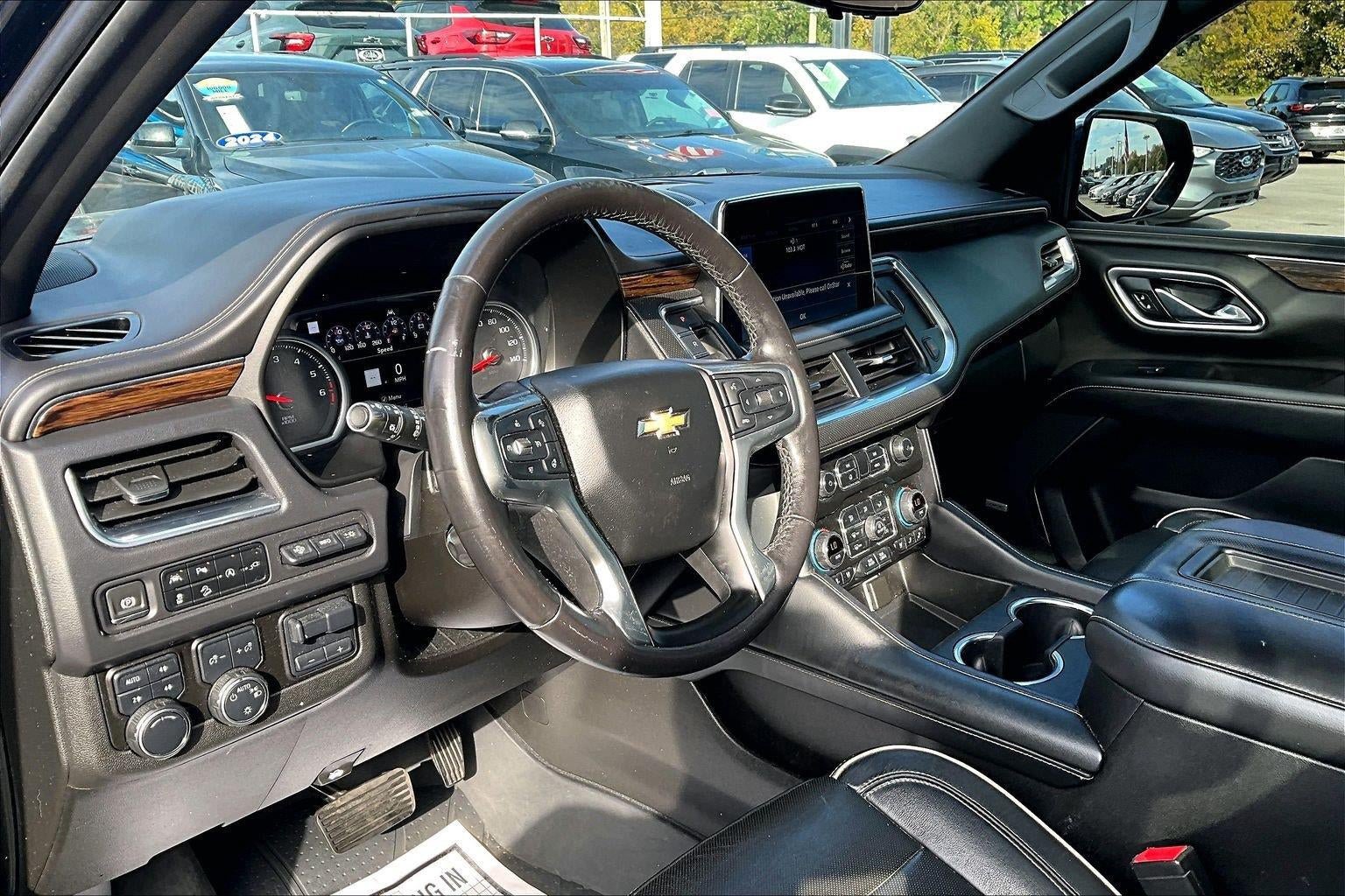 Used 2021 Chevrolet Tahoe Premier w/ Premium Package AWD/4WD image 13