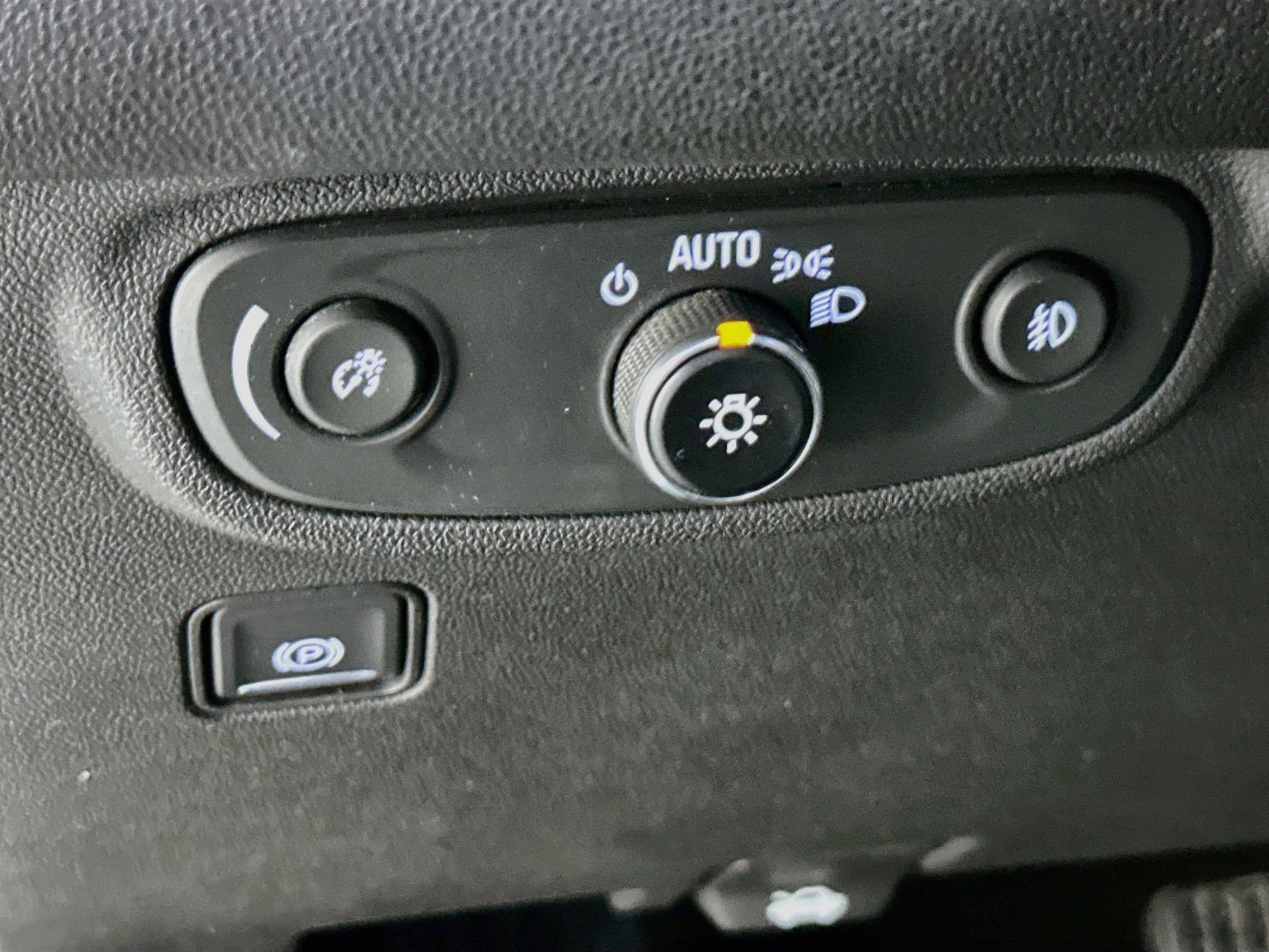 Used 2019 GMC Terrain SLT w/ Preferred Package FWD image 16