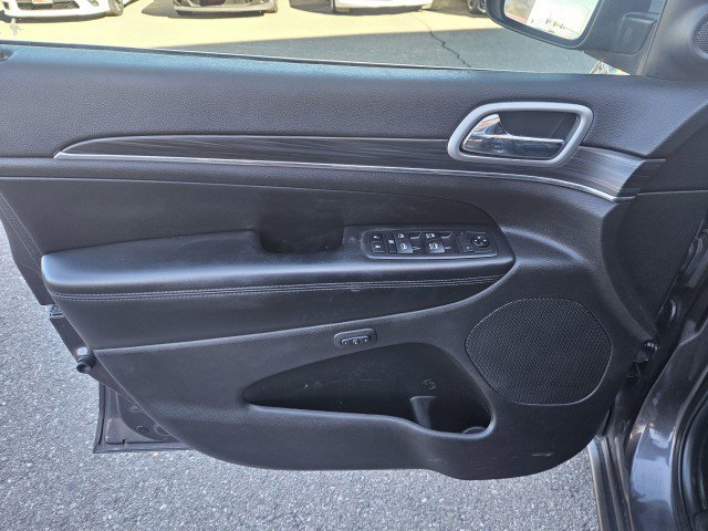Used 2019 Jeep Grand Cherokee Limited image 9