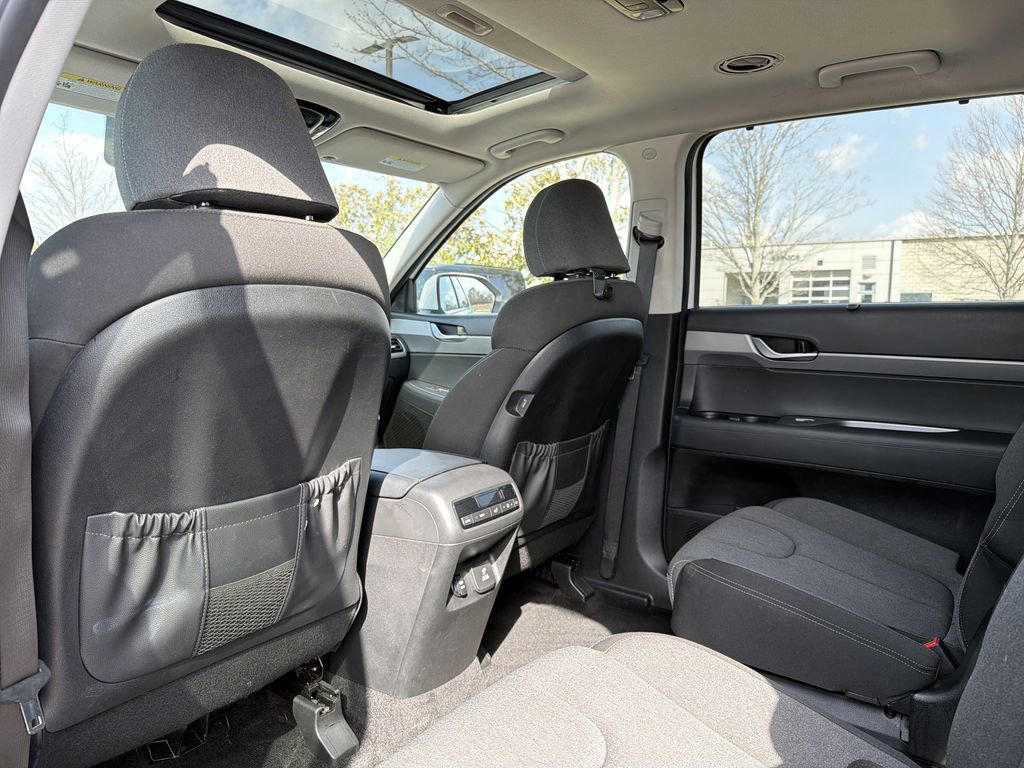 Used 2021 Hyundai Palisade SEL w/ Convenience Package image 13