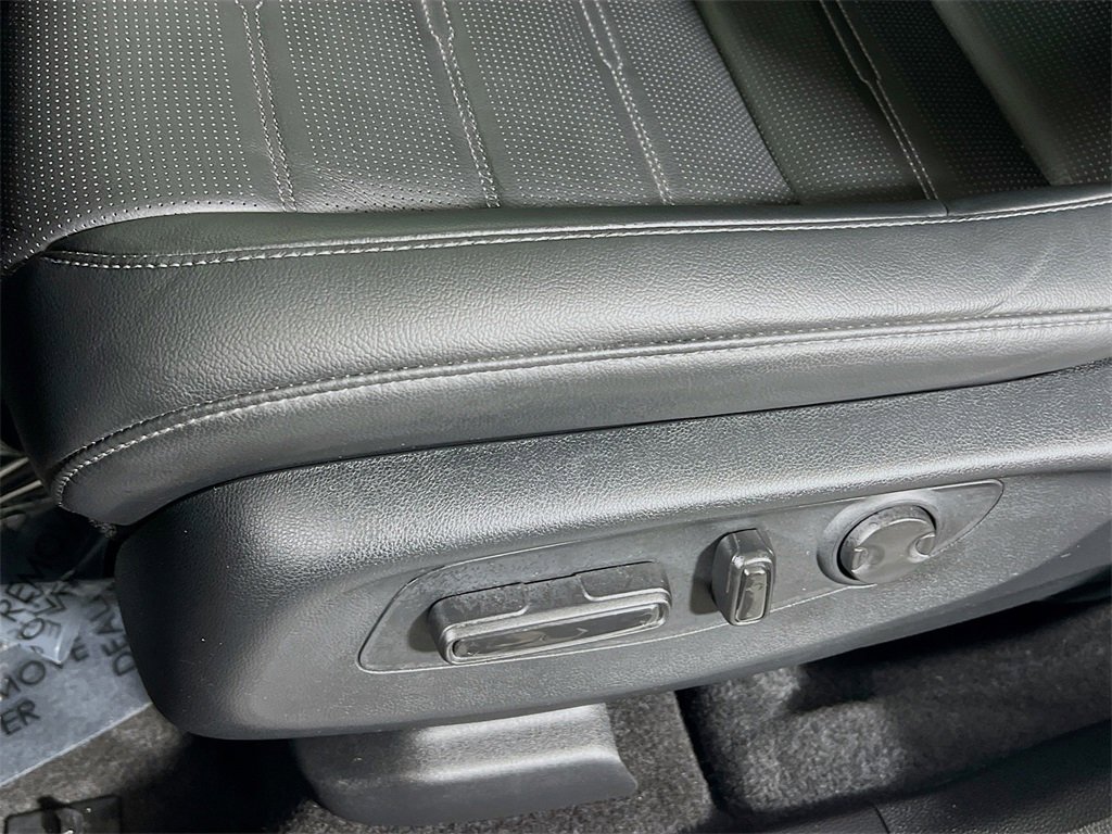 Used 2024 Honda CR-V EX-L image 18