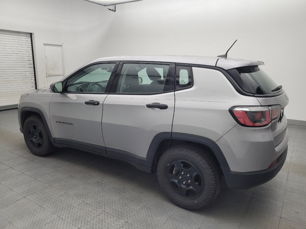 Used 2019 Jeep Compass Sport FWD image 3