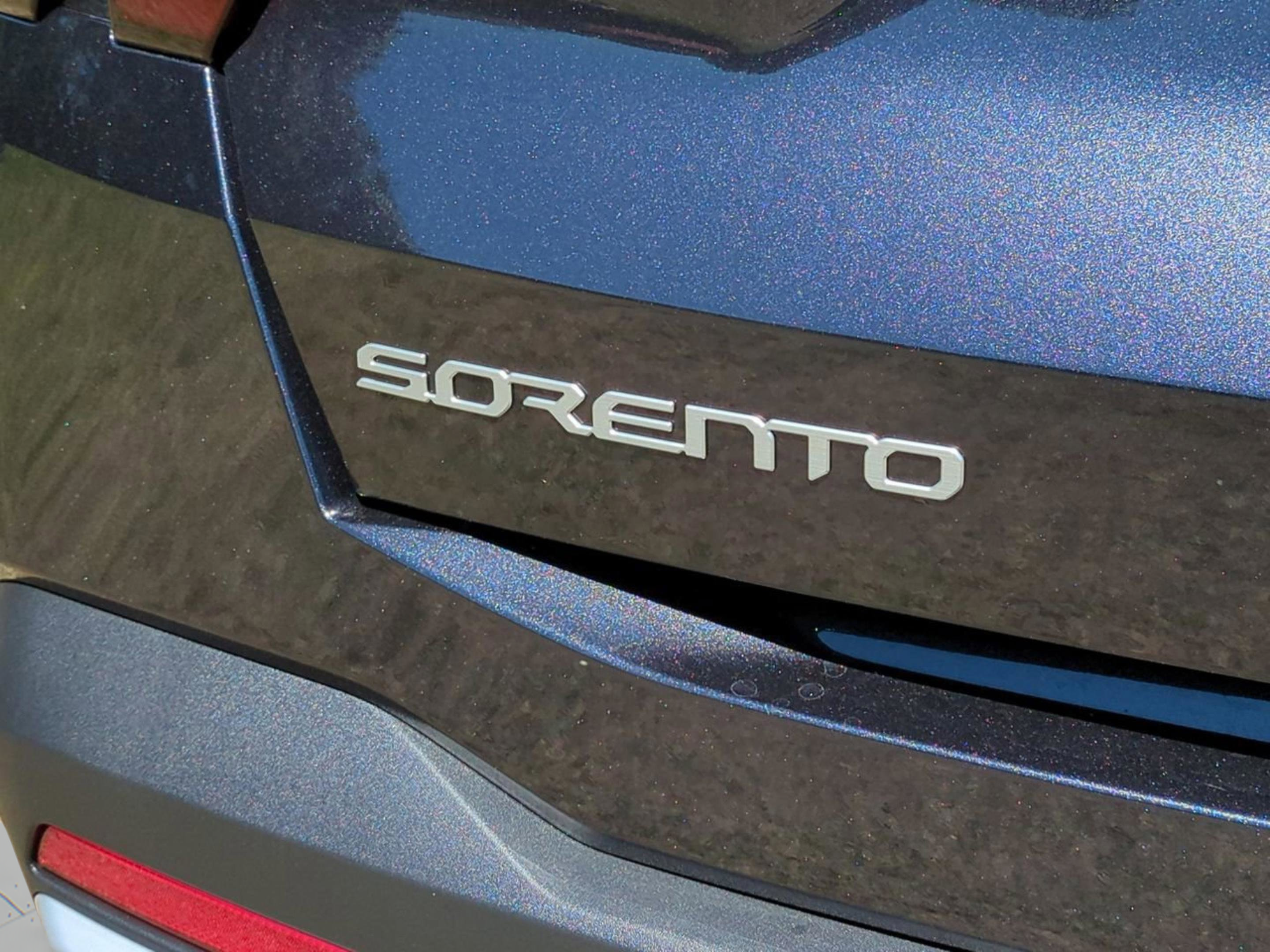 New 2026 Kia Sorento LX FWD image 14