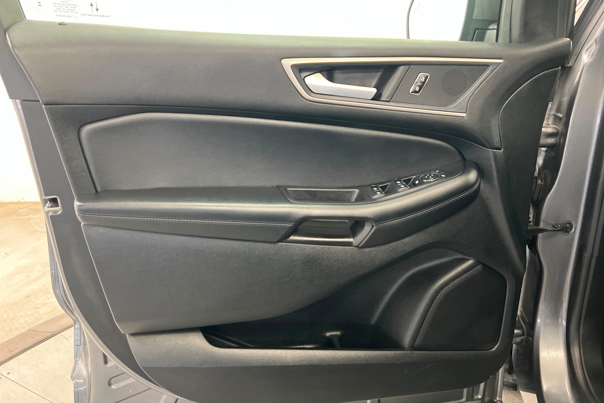 Used 2024 Ford Edge SEL w/ Convenience Package AWD/4WD image 15