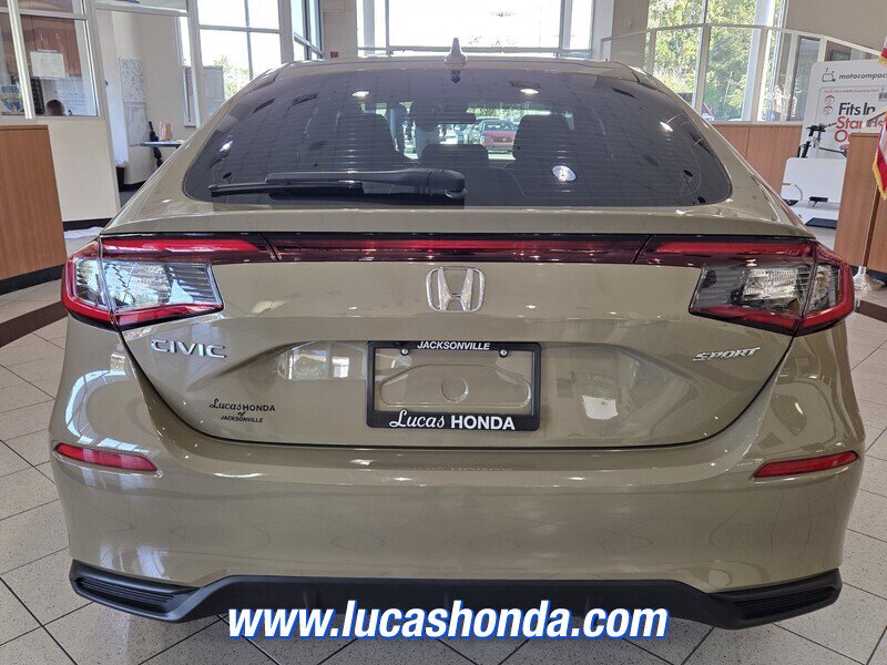 Used 2025 Honda Civic Sport image 5