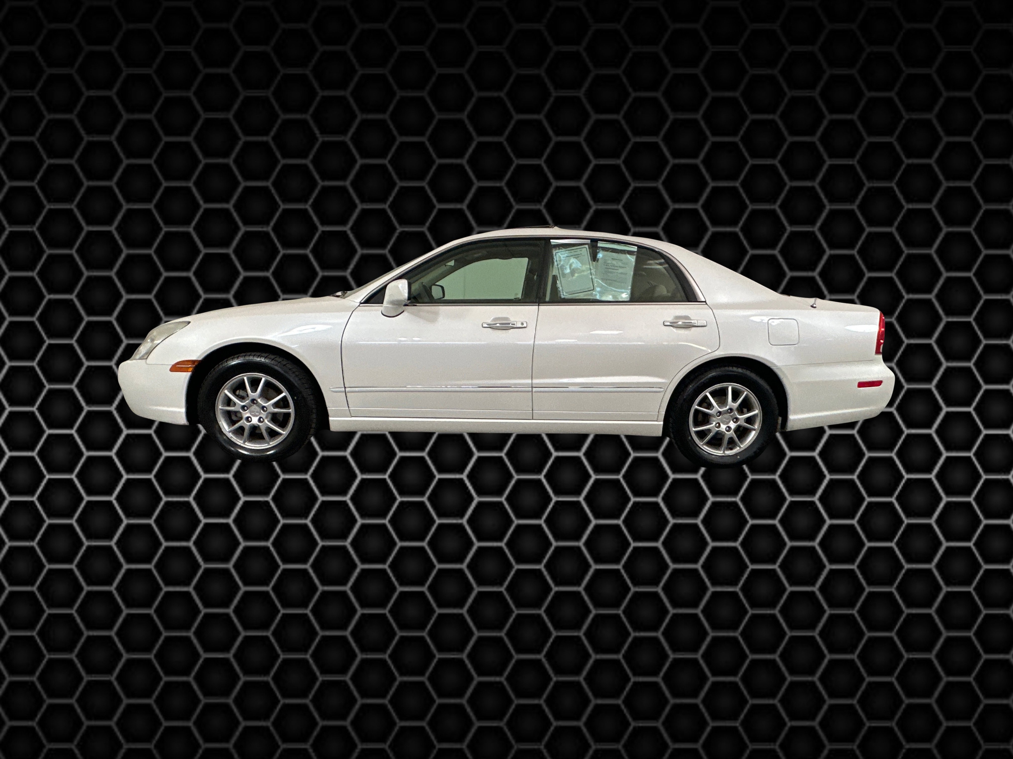 Used 2004 Mitsubishi Diamante LS image 13