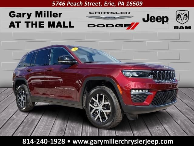 Used 2025 Jeep Grand Cherokee Limited w/ Trailer Tow Package AWD/4WD image 1