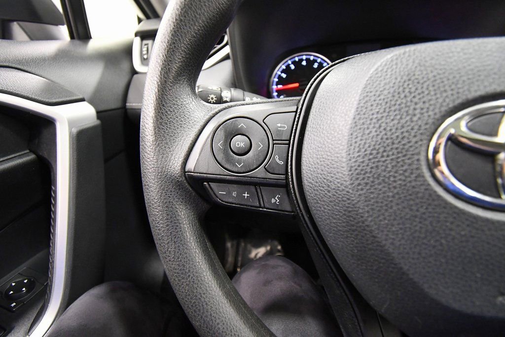 Used 2019 Toyota RAV4 XLE image 21