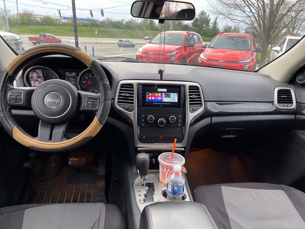 Used 2011 Jeep Grand Cherokee Laredo image 9