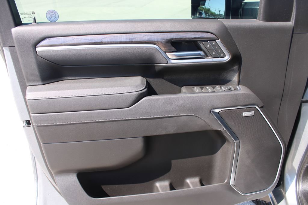 Used 2025 Chevrolet Silverado 2500 LTZ w/ LTZ Convenience Package image 20