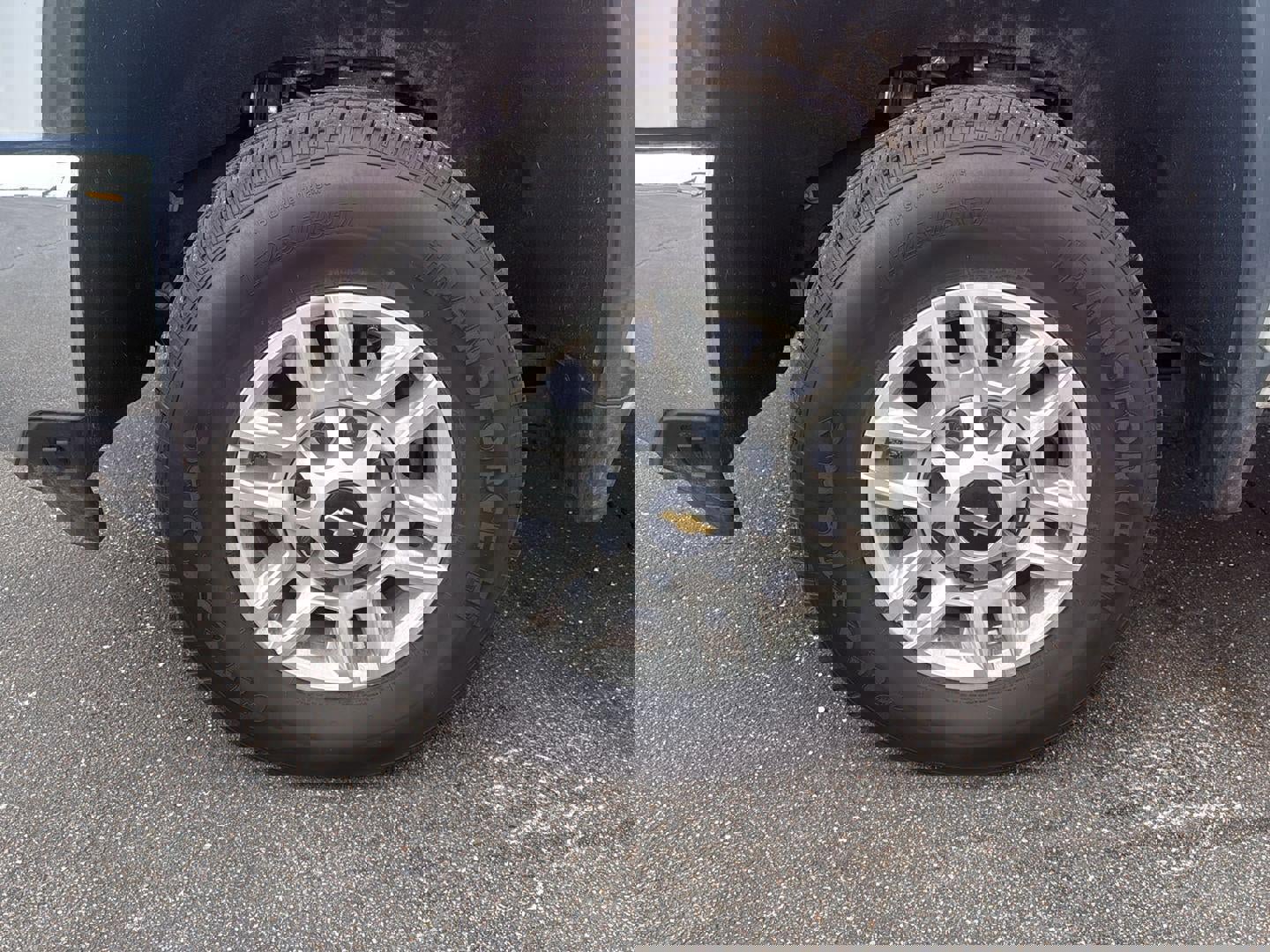 Used 2025 Chevrolet Silverado 2500 LT w/ Convenience Package image 11