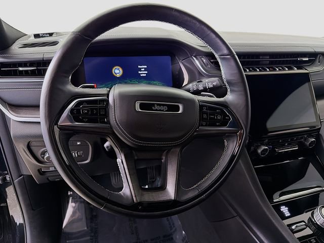 Used 2023 Jeep Grand Cherokee Overland w/ Advanced Protech Group III image 12