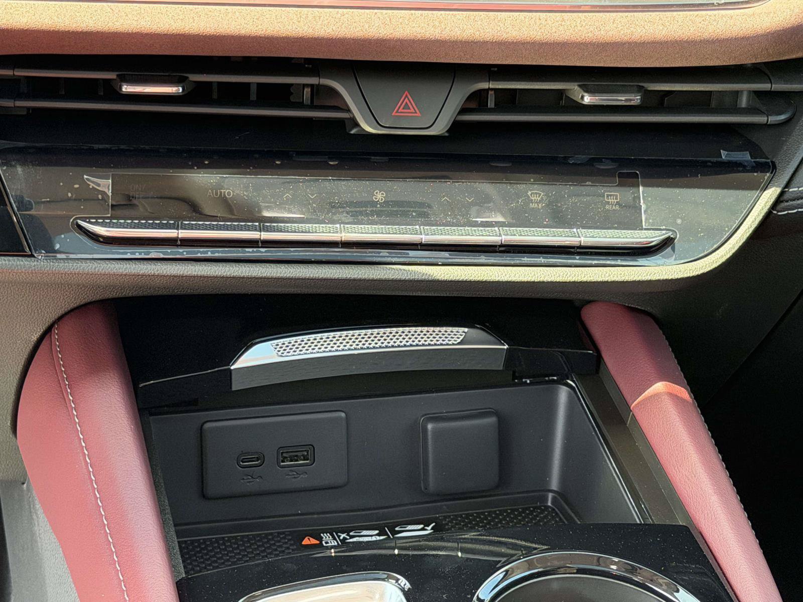 New 2026 Buick Envision Sport Touring AWD/4WD image 11