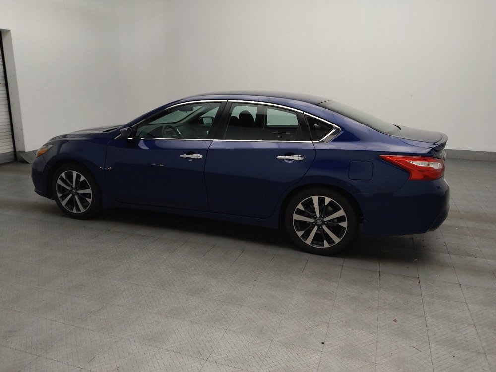 Used 2016 Nissan Altima 2.5 SR FWD image 3