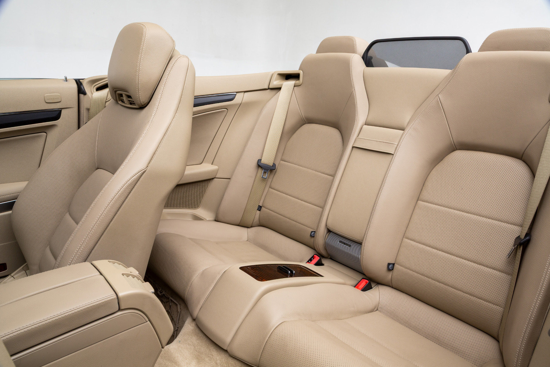 Used 2011 Mercedes-Benz E 550 Cabriolet image 25