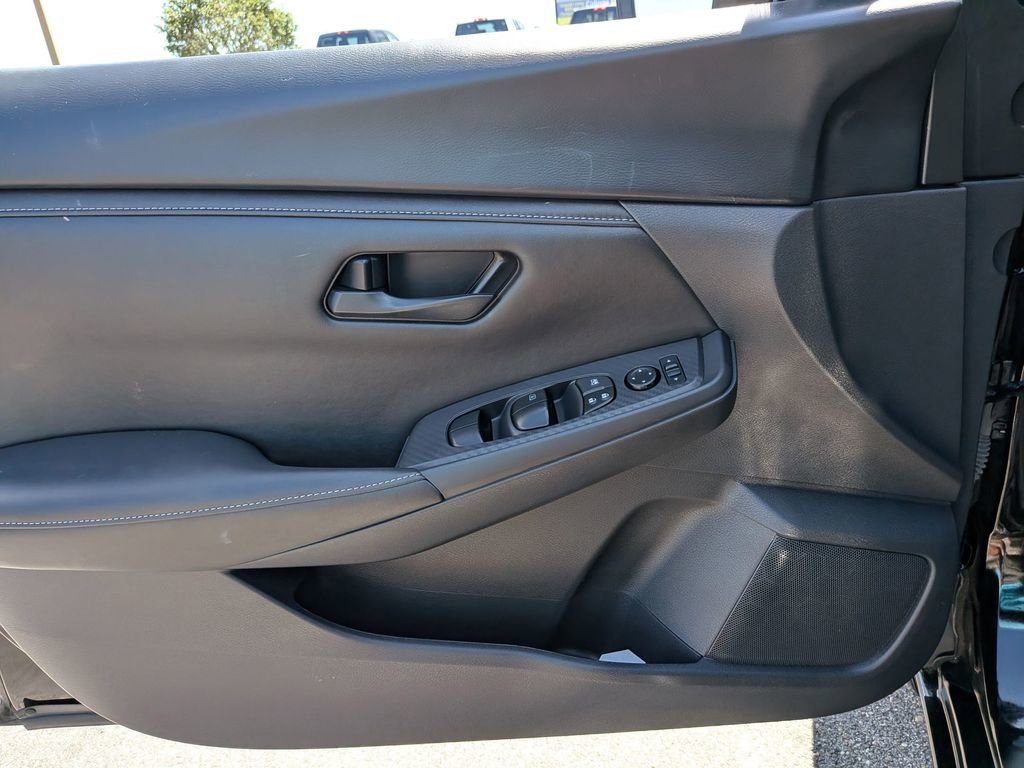 Used 2024 Nissan Sentra S FWD image 31