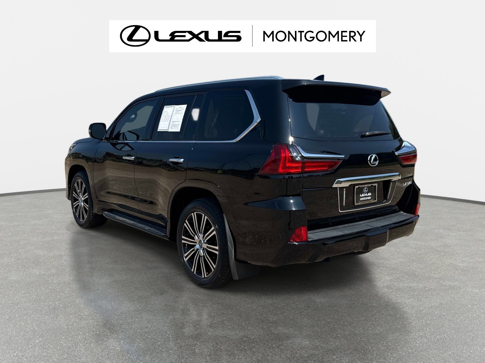 Used 2020 Lexus LX 570 4WD w/ 3rd Row & Luxury Pkg image 5