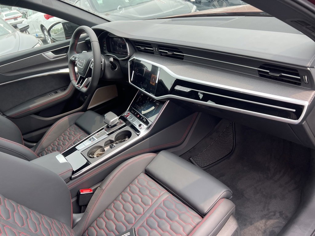 New 2025 Audi RS 6 performance image 12