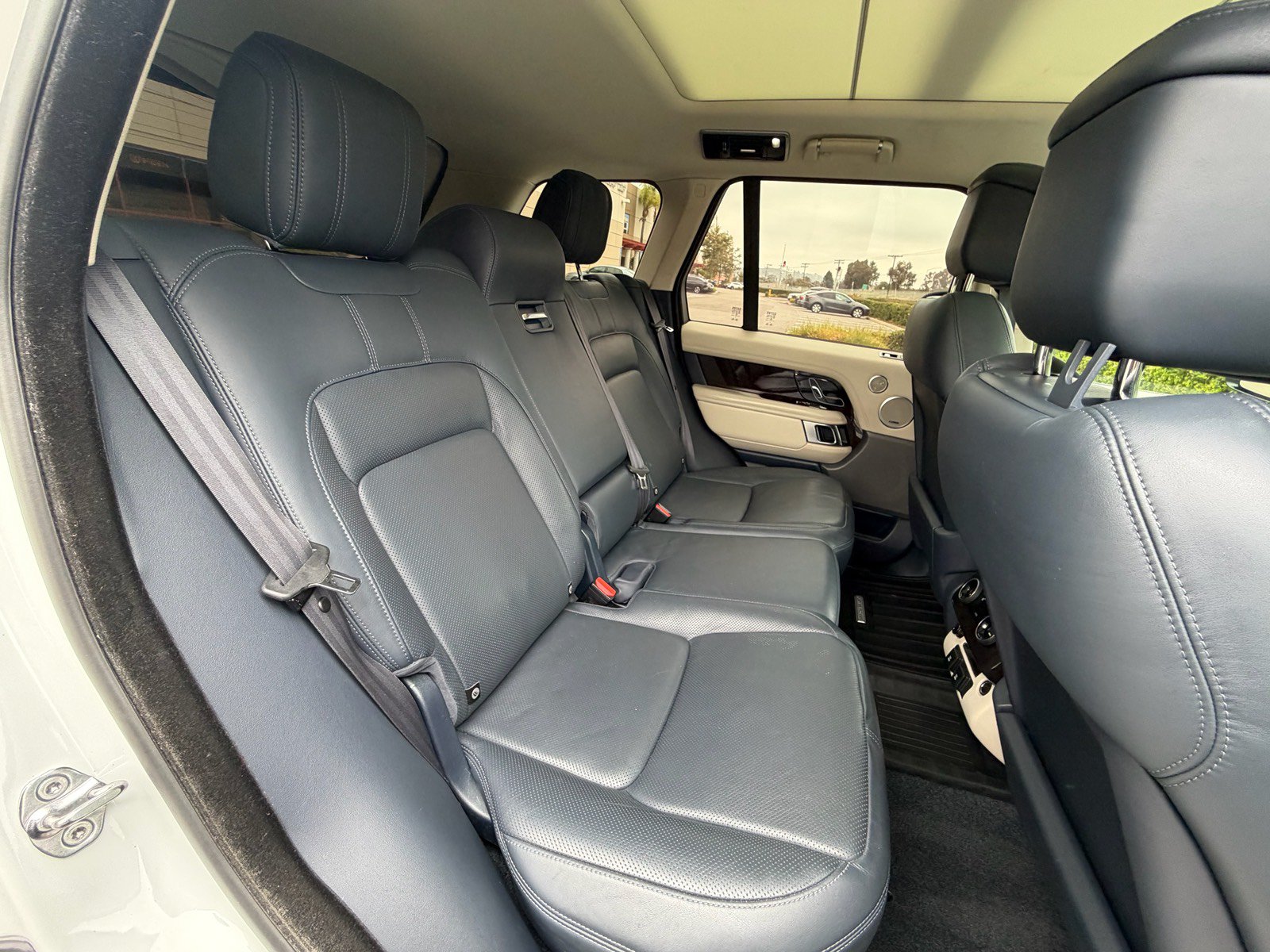 Used 2019 Land Rover Range Rover HSE AWD/4WD image 22