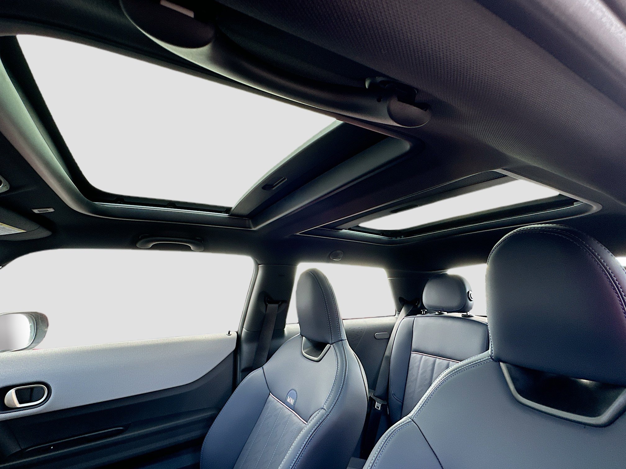 New 2026 MINI Cooper 2-Door Hardtop FWD image 16