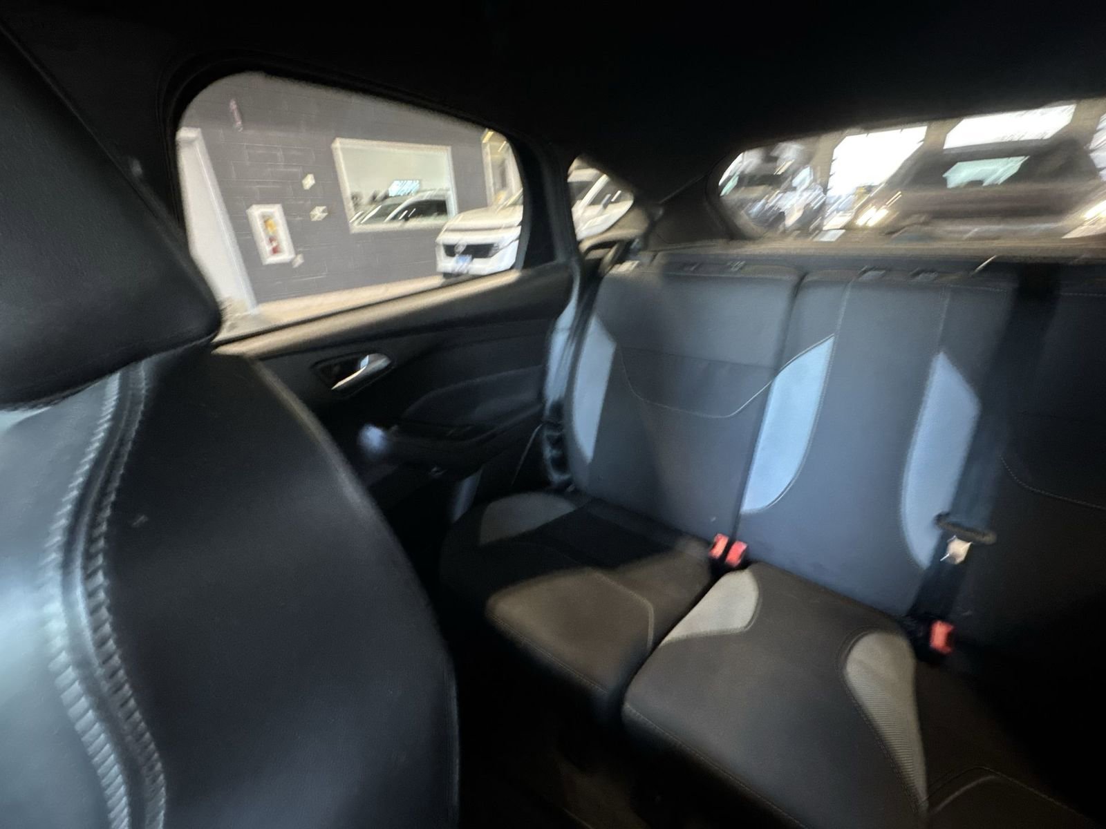 Used 2016 Ford Focus ST image 4