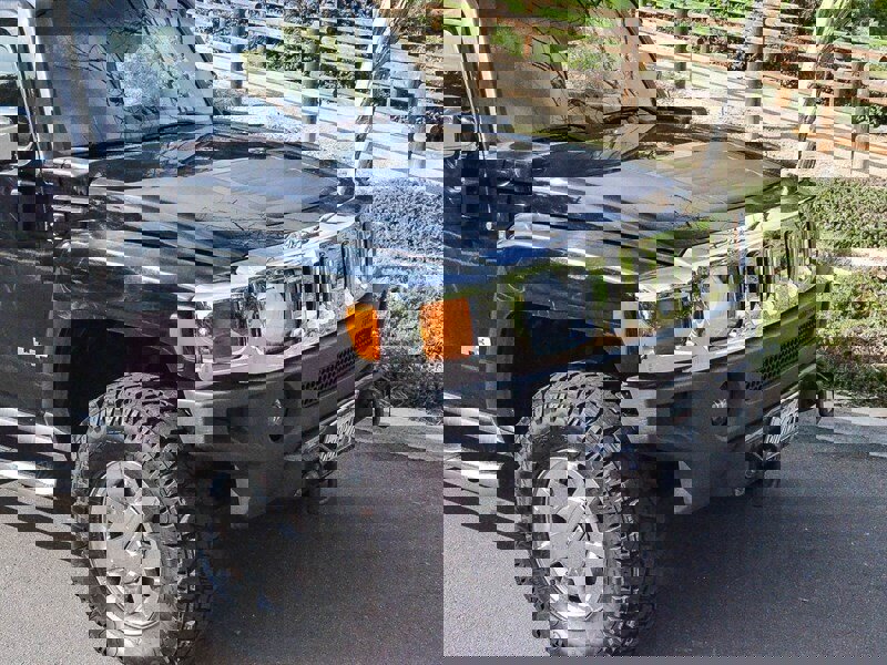 Used 2007 HUMMER H3 image 9