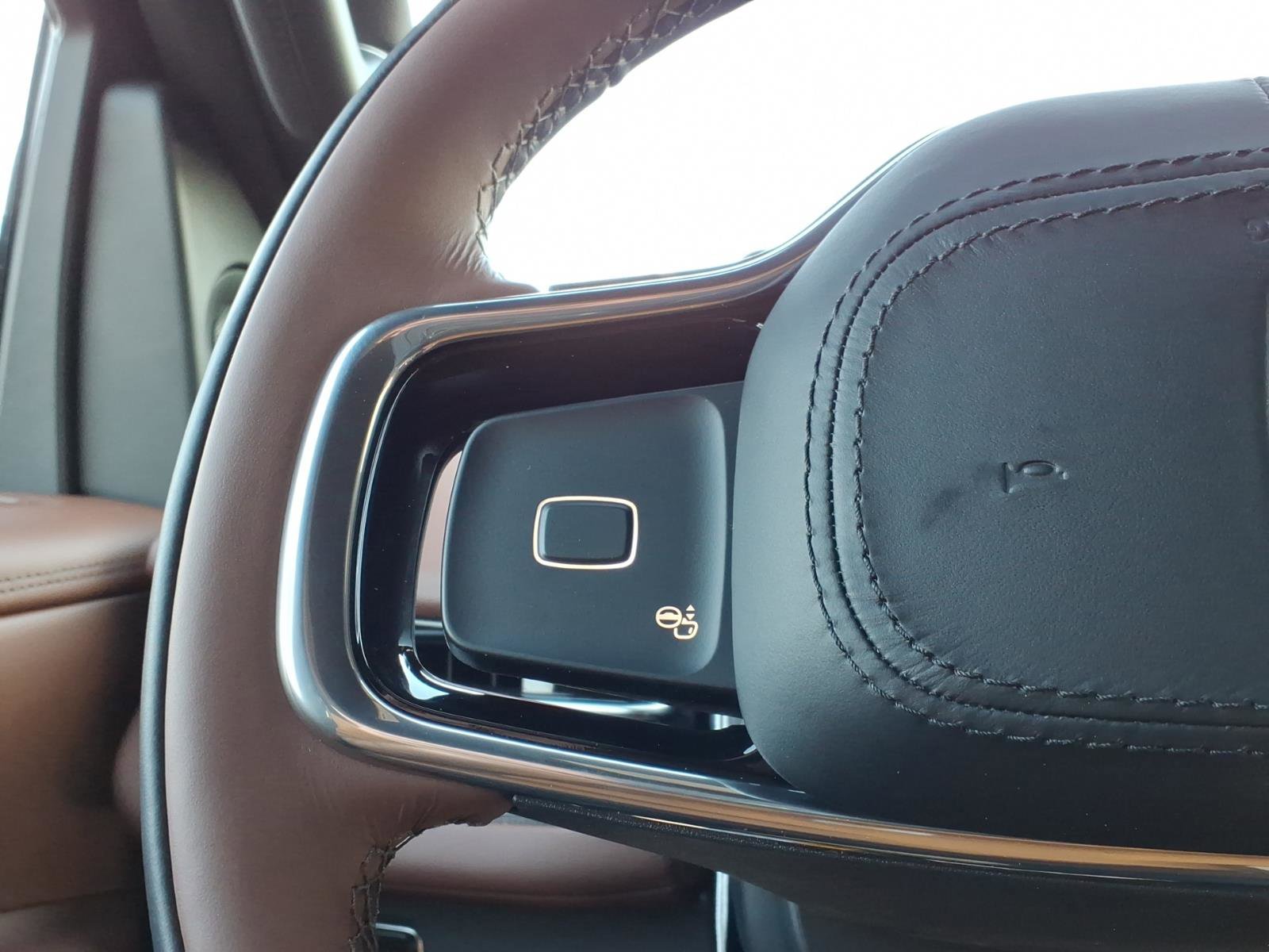 New 2026 Lincoln Navigator L Reserve AWD/4WD image 25