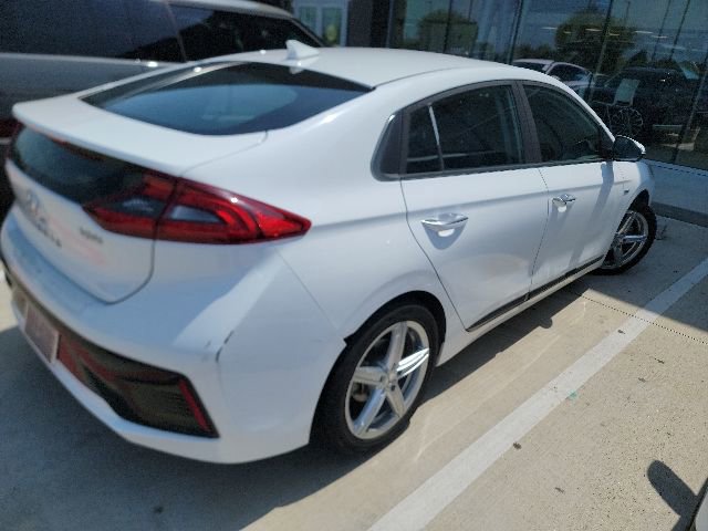 Used 2018 Hyundai Ioniq Limited FWD image 4