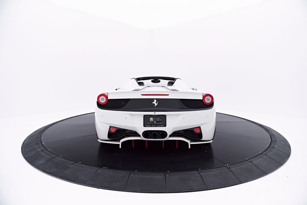 Used 2014 Ferrari 458 Spider RWD image 30