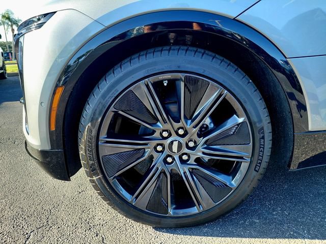 New 2027 Cadillac Lyriq Signature Sport RWD image 12