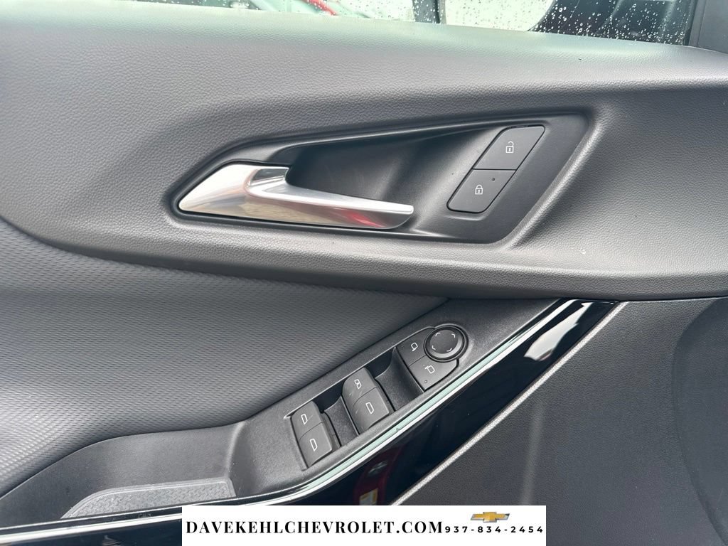 Used 2025 Chevrolet Equinox LT w/ Convenience Package II FWD image 10