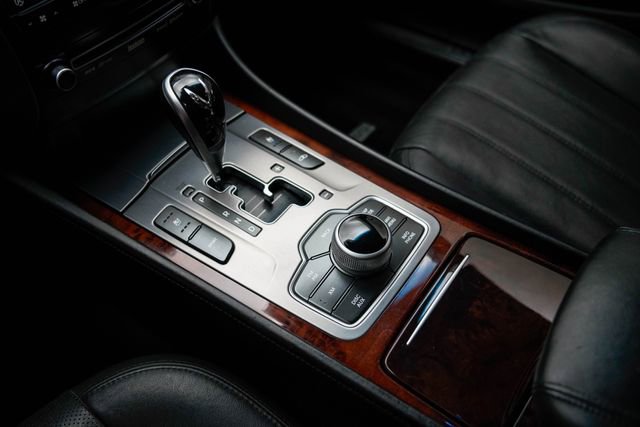 Used 2013 Hyundai Equus Signature image 31