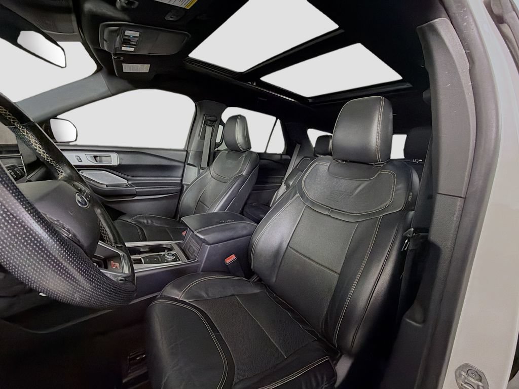 Used 2020 Ford Explorer ST w/ Premium Technology Package AWD/4WD image 13
