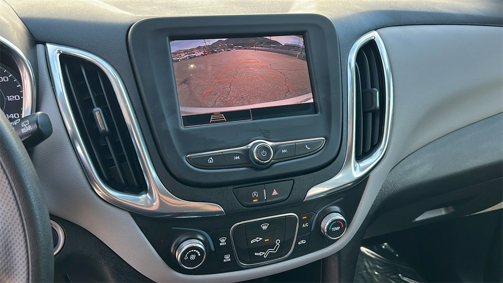 Used 2023 Chevrolet Equinox LS image 16