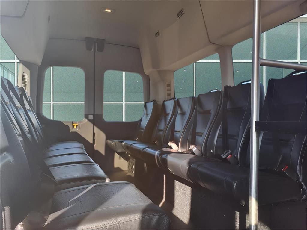 New 2026 Ford Transit 350 XL image 12