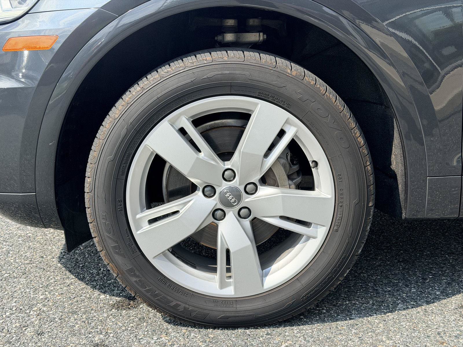 Used 2018 Audi Q5 2.0T Premium Plus w/ Premium Plus Package AWD/4WD image 28