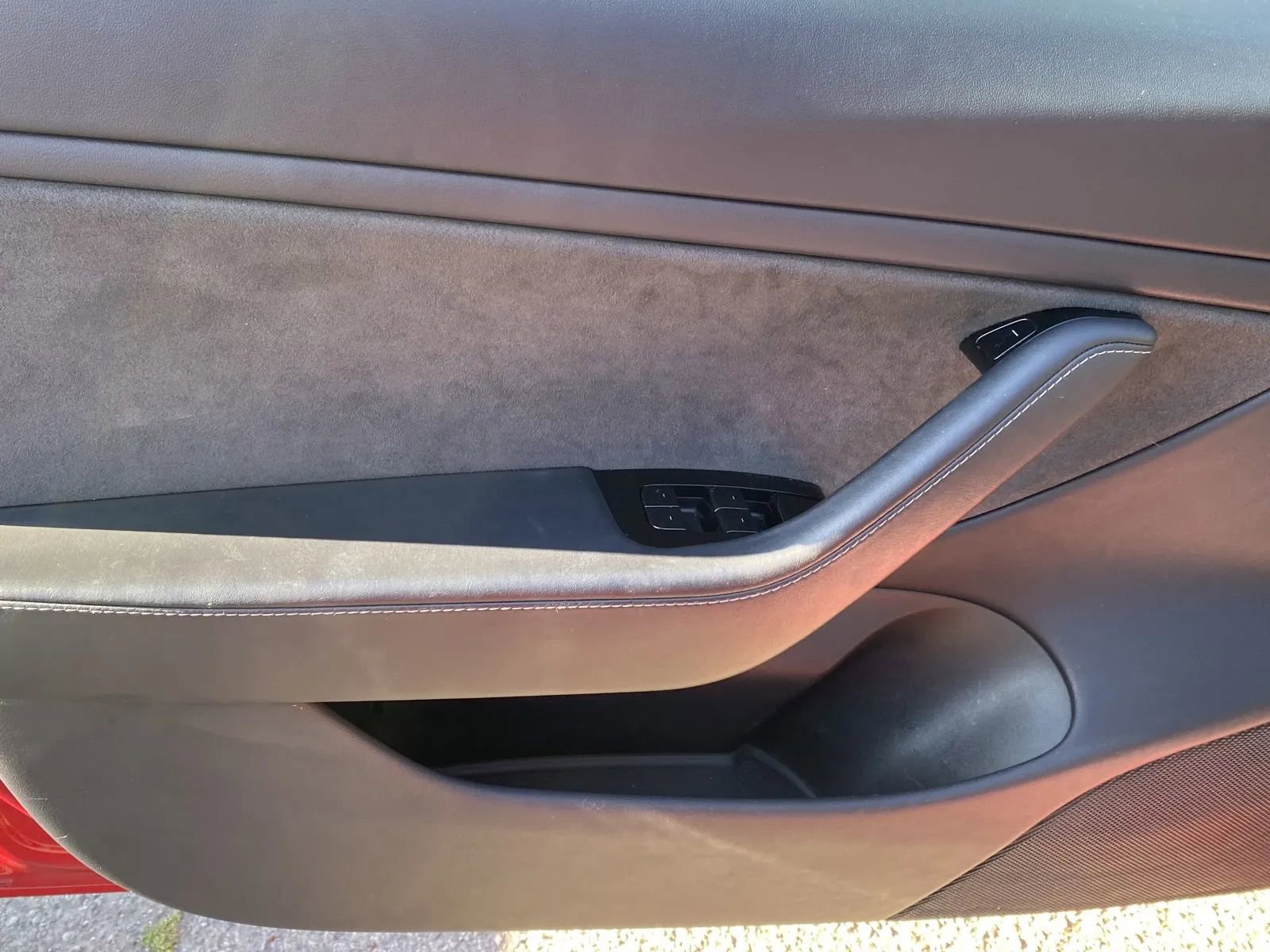 Used 2018 Tesla Model 3 Long Range RWD image 12