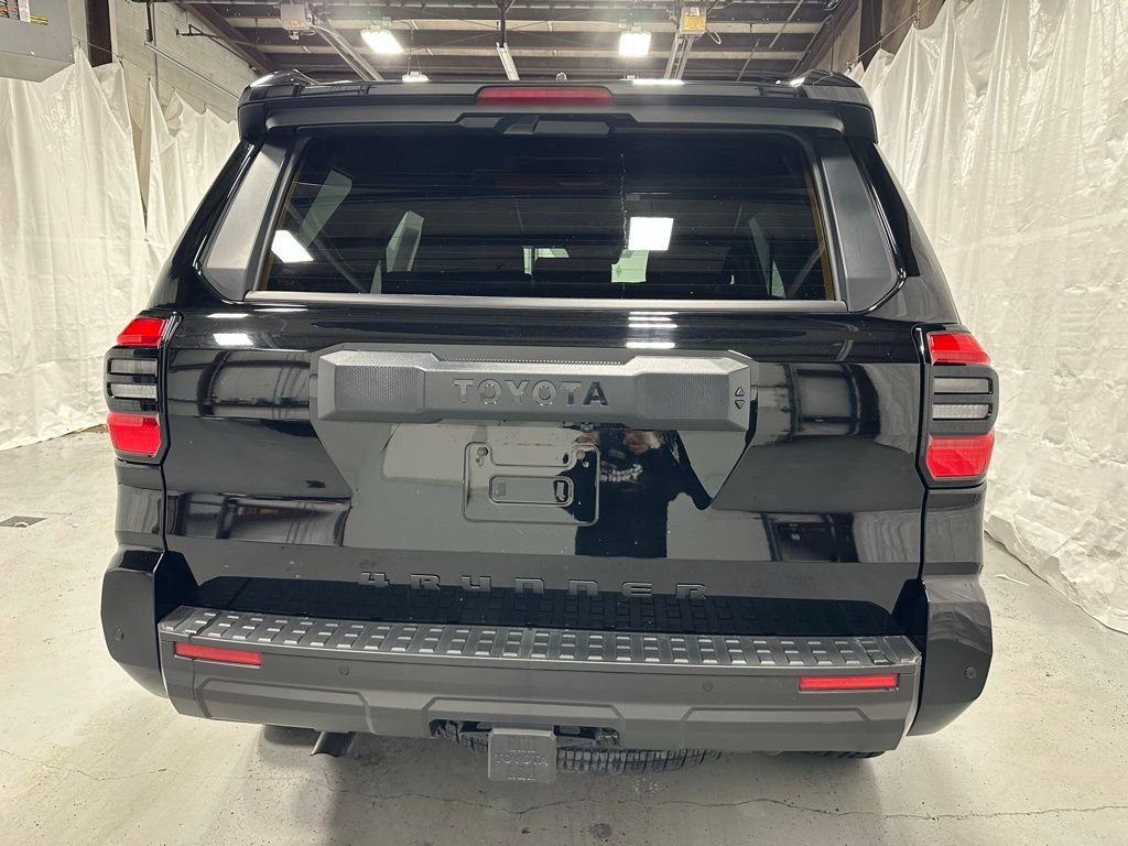 Used 2025 Toyota 4Runner TRD Off-Road image 6