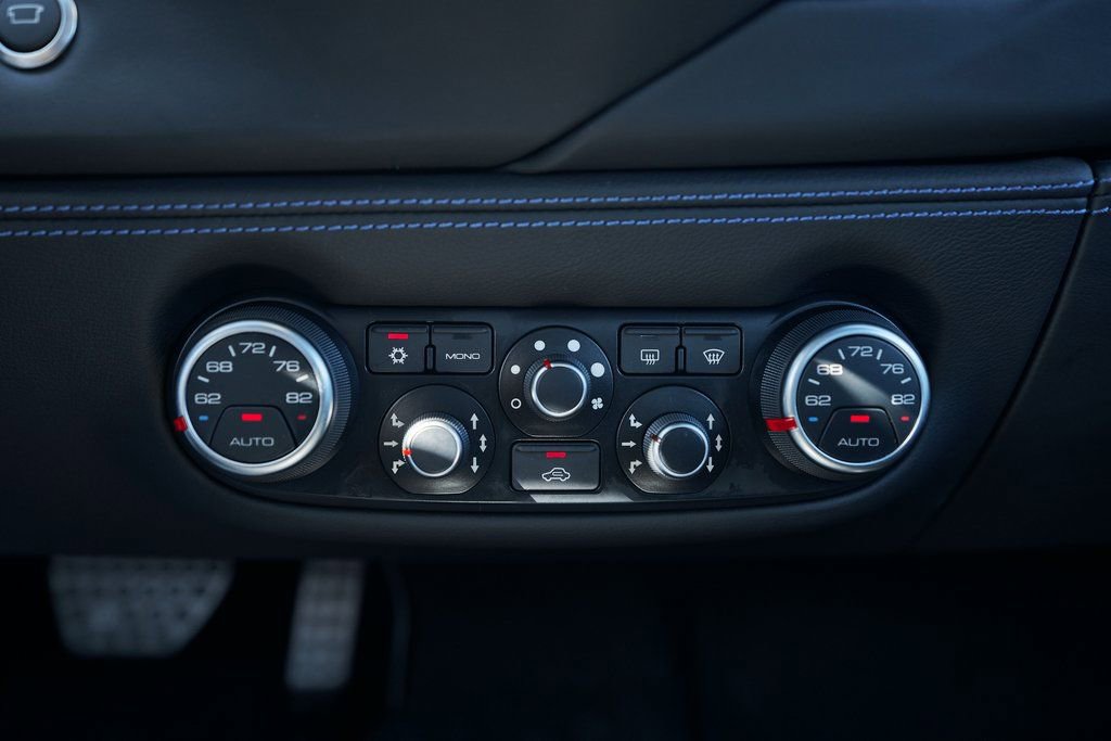 Used 2018 Ferrari 488 GTB image 66