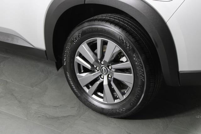 Certified 2025 Nissan Pathfinder SV AWD/4WD image 15