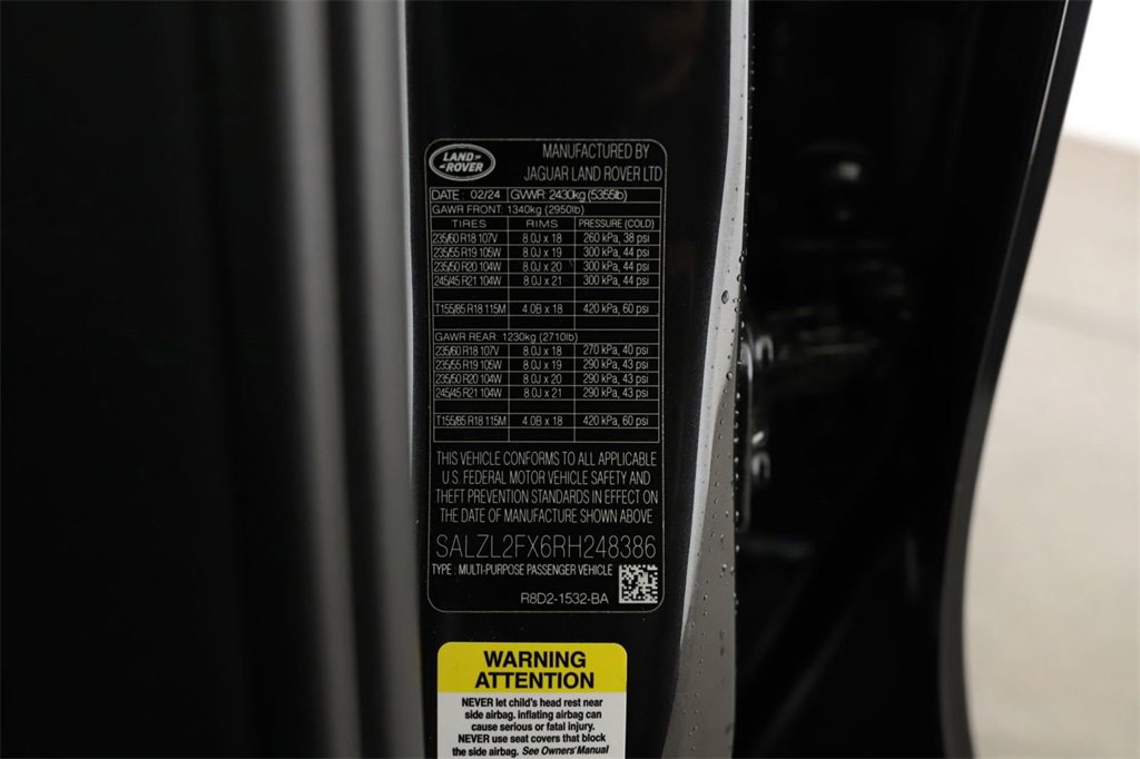 New 2024 Land Rover Range Rover Evoque Dynamic SE image 27