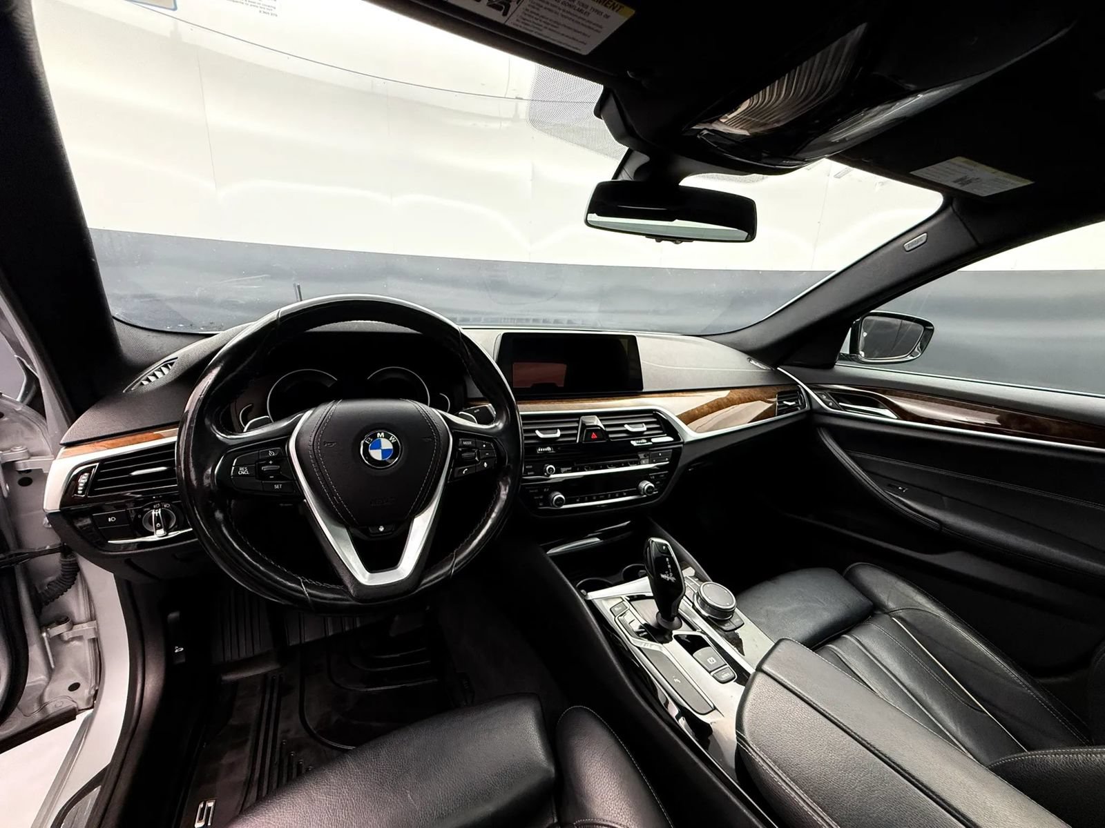 Used 2018 BMW 530i xDrive w/ Premium Package AWD/4WD image 51