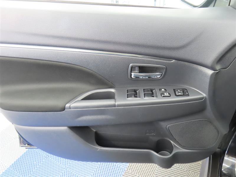 Used 2024 Mitsubishi Outlander Sport AWD image 26