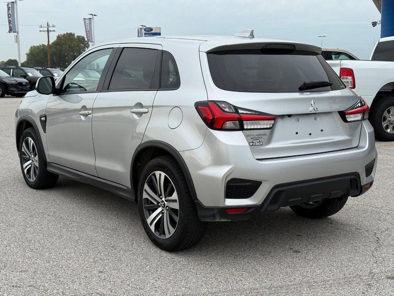 Used 2023 Mitsubishi Outlander Sport ES image 3