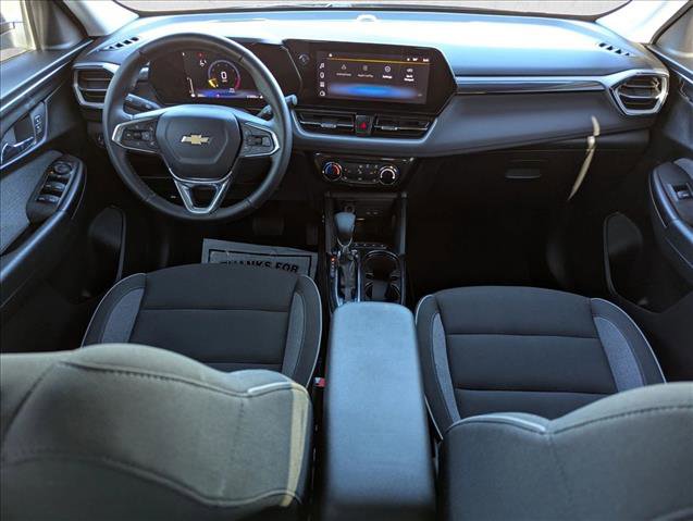 Used 2024 Chevrolet TrailBlazer LT w/ LT Cold Weather Package image 15