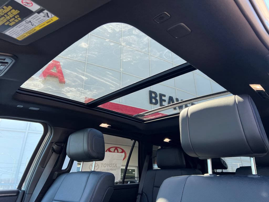 New 2026 Toyota Sequoia Platinum AWD/4WD image 24
