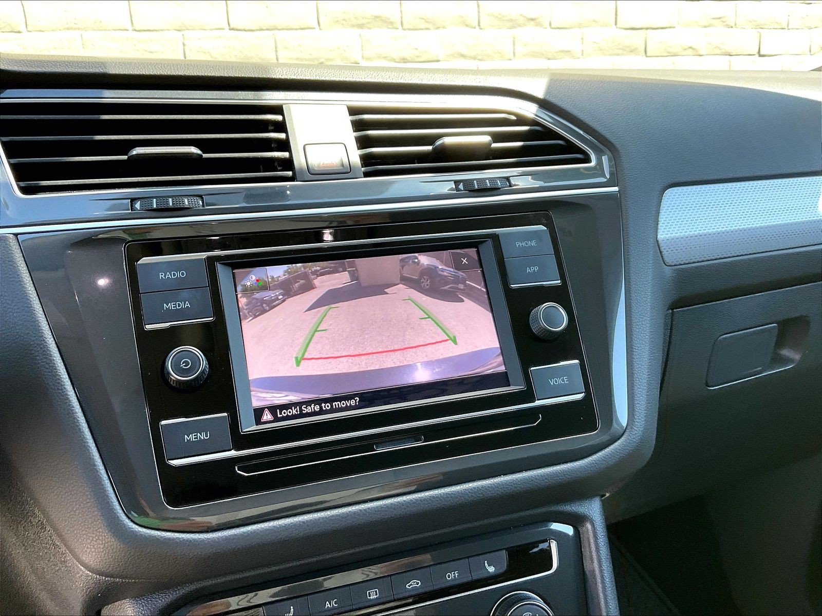 Certified 2023 Volkswagen Tiguan S FWD image 19