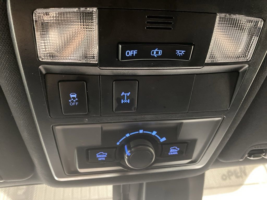 Used 2019 Toyota Tacoma TRD Off-Road AWD/4WD image 33
