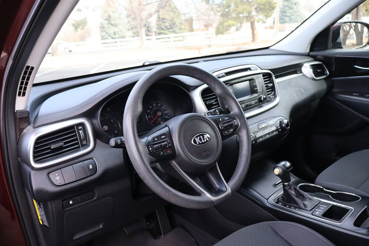 Used 2017 Kia Sorento AWD image 15