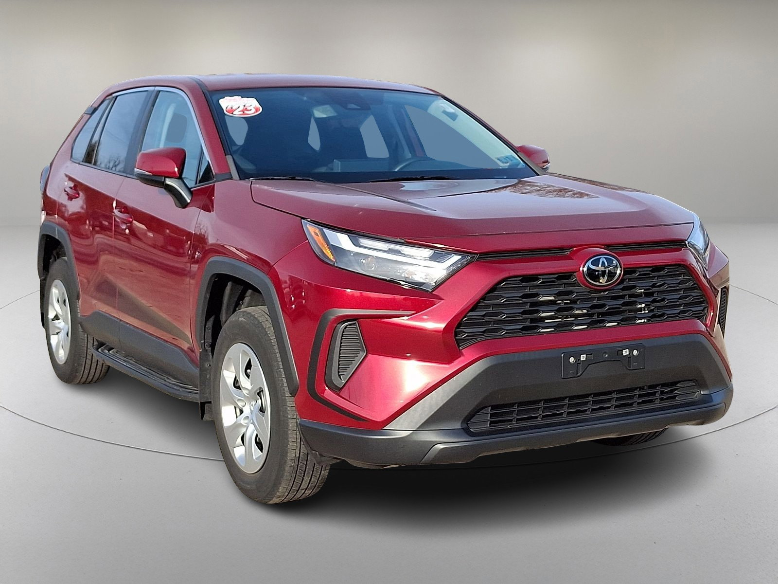 Used 2023 Toyota RAV4 LE image 2